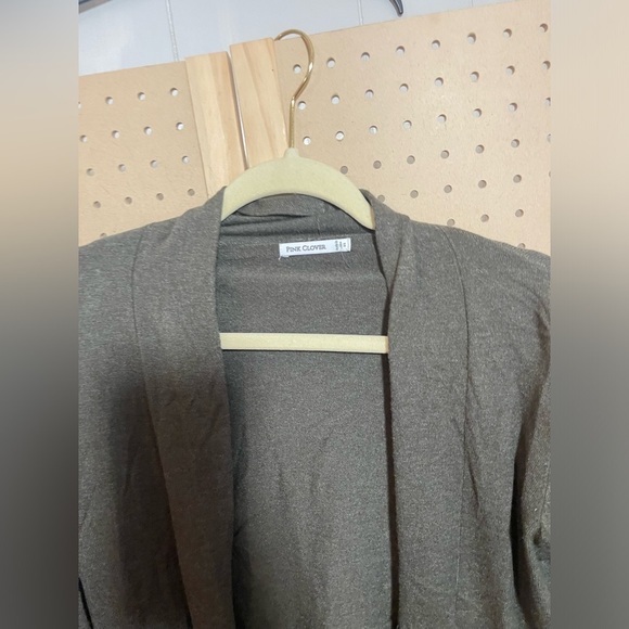 Pink Clover Size XS Sweater Cardigan nwot - Picture 2 of 5